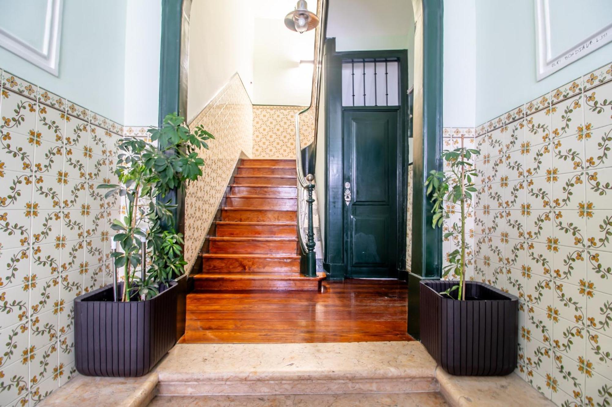 Отель Arroios - Third Floor Лиссабон Экстерьер фото